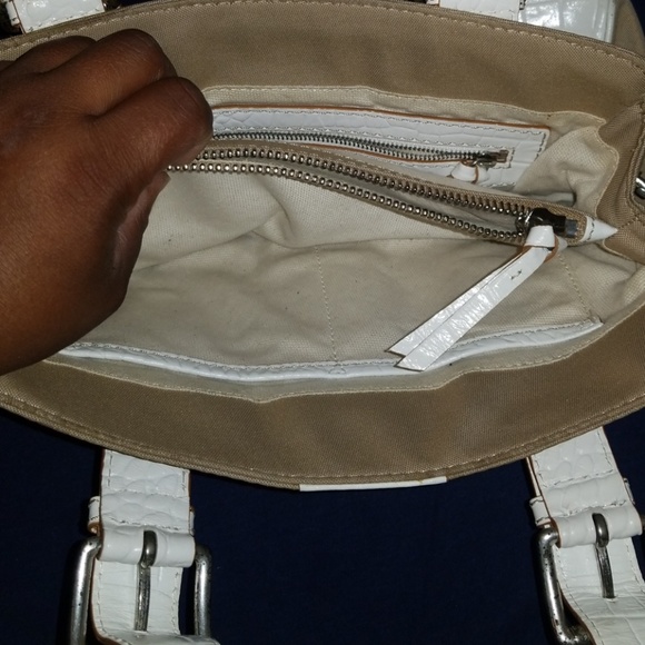 Purse - Picture 5 of 8